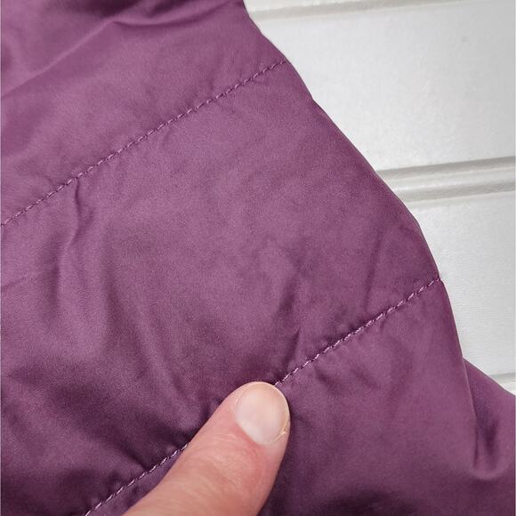 The North Face Girl's Mossbud Swirl Reversible Jacket - Picture 5 of 10